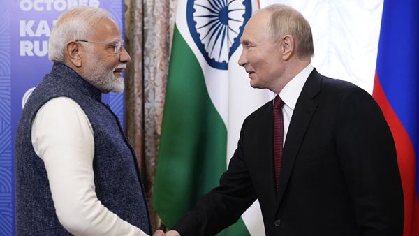 В Кремле раскрыли детали разговора между Путиным и Моди