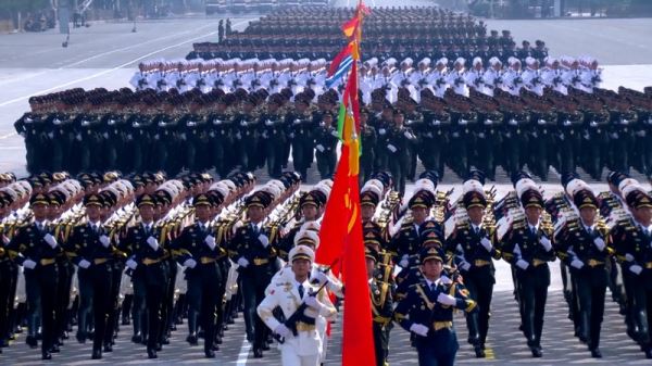 Президент Кубы высоко оценил значение парада Победы в Пекине