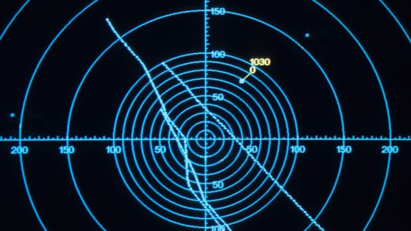 Daily Mail: самолёт кружил над Средиземным морем из-за уснувшего диспетчера