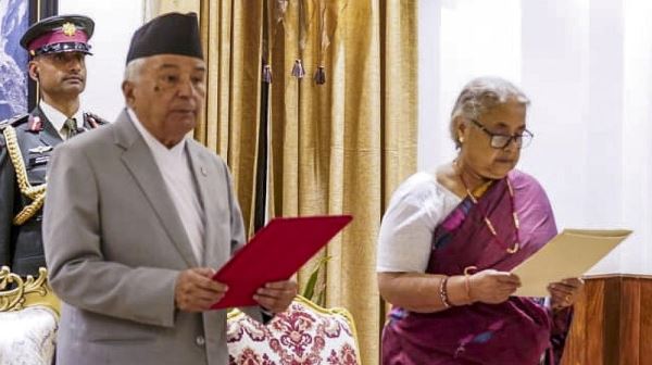 Китай поздравил новую главу временного правительства Непала