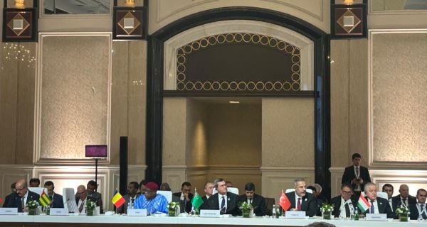 Министр иностранных дел Туркменистана посетил с визитом Катар