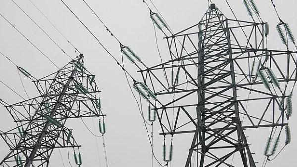 Штормовой ветер оставил десятки тысяч крымчан без света