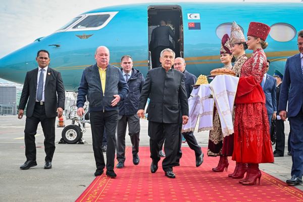 Король Малайзии посетил объект Всемирного наследия ЮНЕСКО в Татарстане