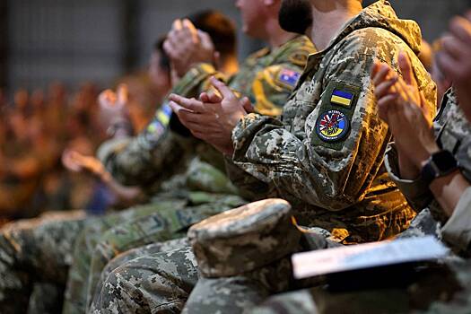 Британия взяла под контроль управление украинскими войсками