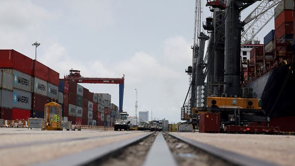 FT сообщила о предложении Трампа Евросоюзу увеличить пошлины против КНР и Индии