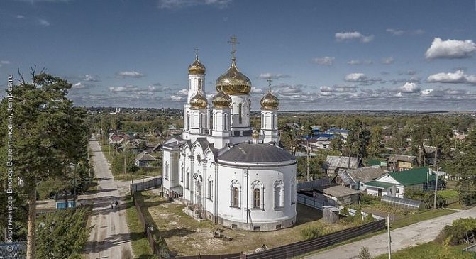 Богоявленский храм на мехзаводе, рядом с Оптиной пустынью