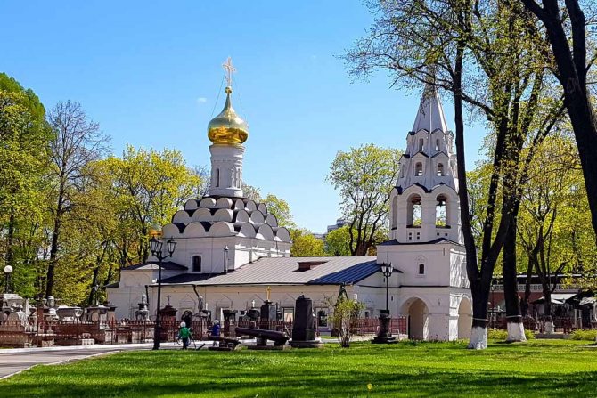 Донской монастырь в Москве