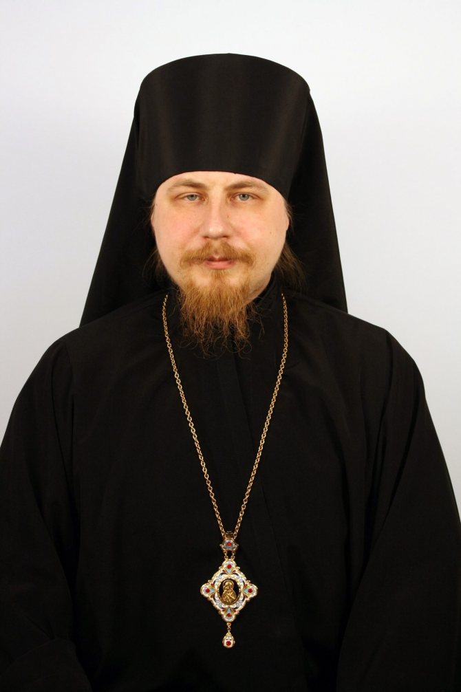 Епископ Тарасий — имеет титул Великоустюжский и Тотемский