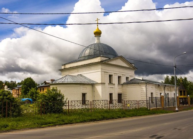 Храм Архангела Михаила в Кубинке