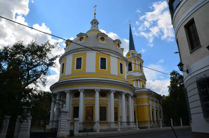 Храм Вознесения на Гороховом поле