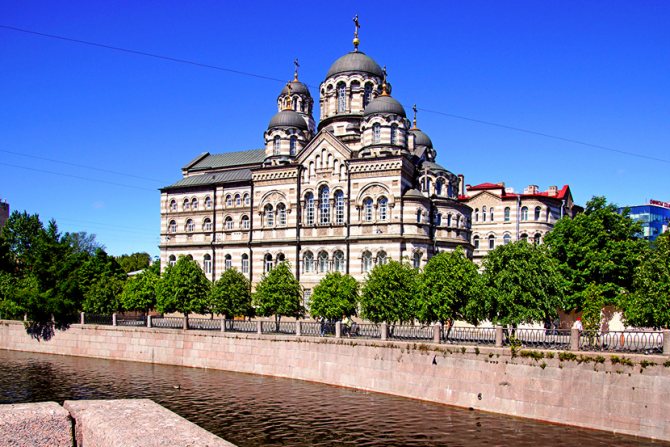 Иоанновский монастырь в Санкт-Петербурге