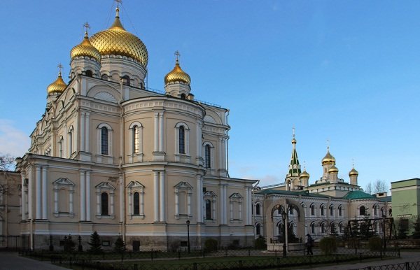 Новодевичий монастырь в Санкт-Петербурге. Описание, история, адрес